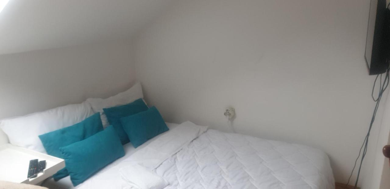 Apartmani Emerald Dream Novi Sad Exteriér fotografie